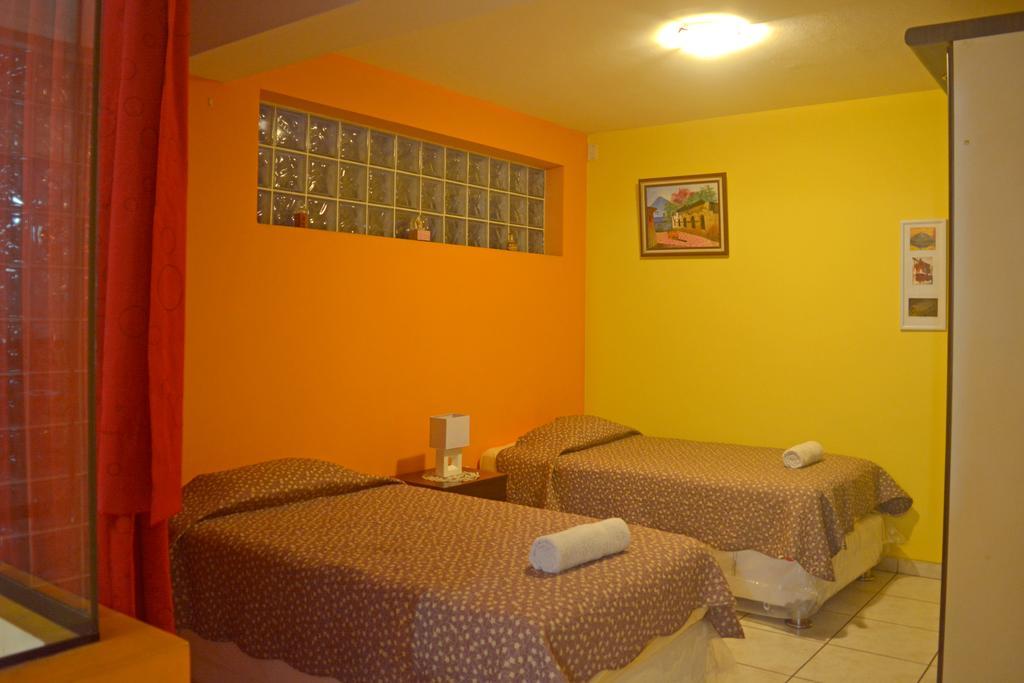 Taytaypa Rooms & Apartments Lima Airport Екстер'єр фото